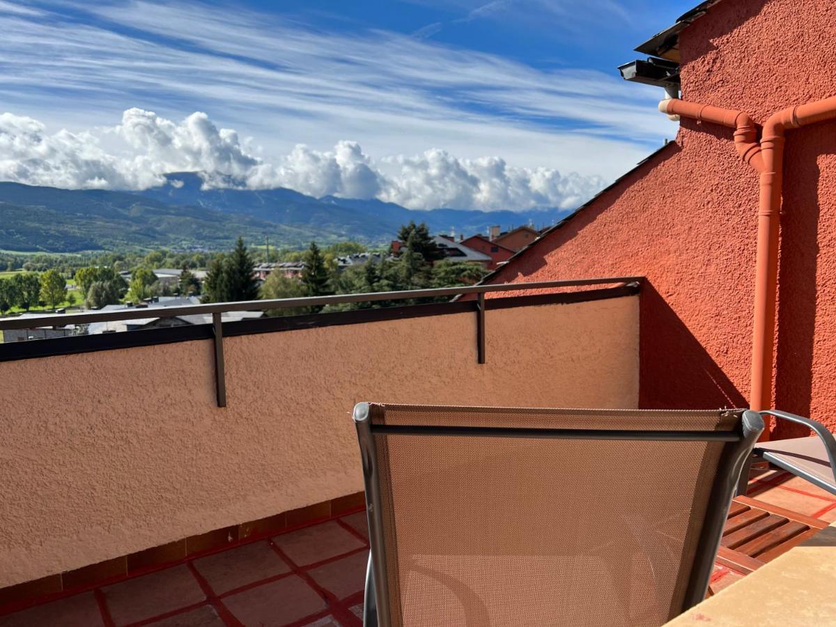 Апартаменти Piso Puigcerda Vistas Y Piscina Екстер'єр фото